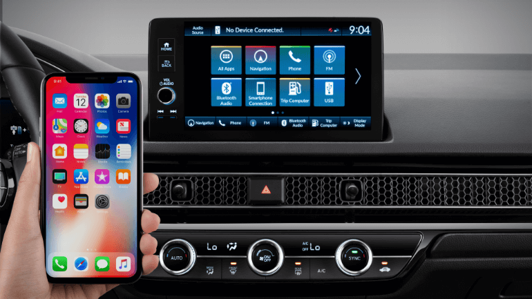 Màn hình cảm ứng 9 inch độ phân giải cao cho hình ảnh hiển thị mượt mà và sắc nét. Hệ thống hỗ trợ kết nối không dây với điện thoại giúp bạn dễ dàng nghe nhạc, nhắn tin, xem bản đồ,… và tận hưởng hành trình một cách trọn vẹn (RS).